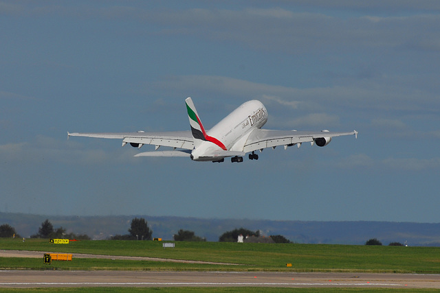 A6-EEB A380 Emirates