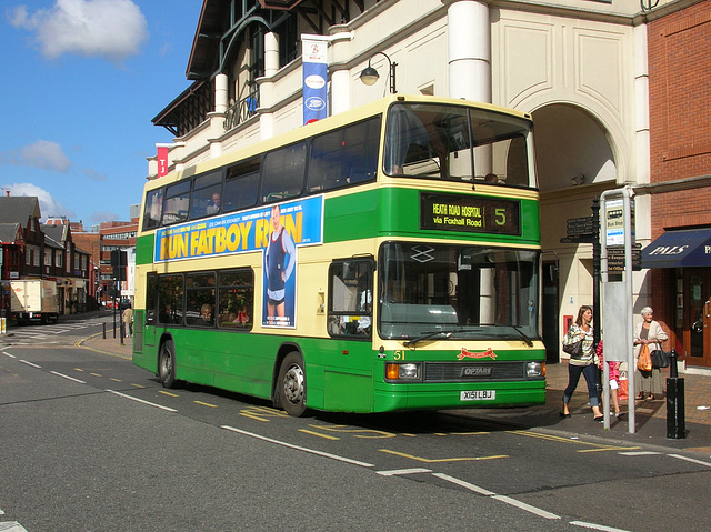 DSCN1095 Ipswich Buses  51 (X151 LBJ) - 4 Sep 2007