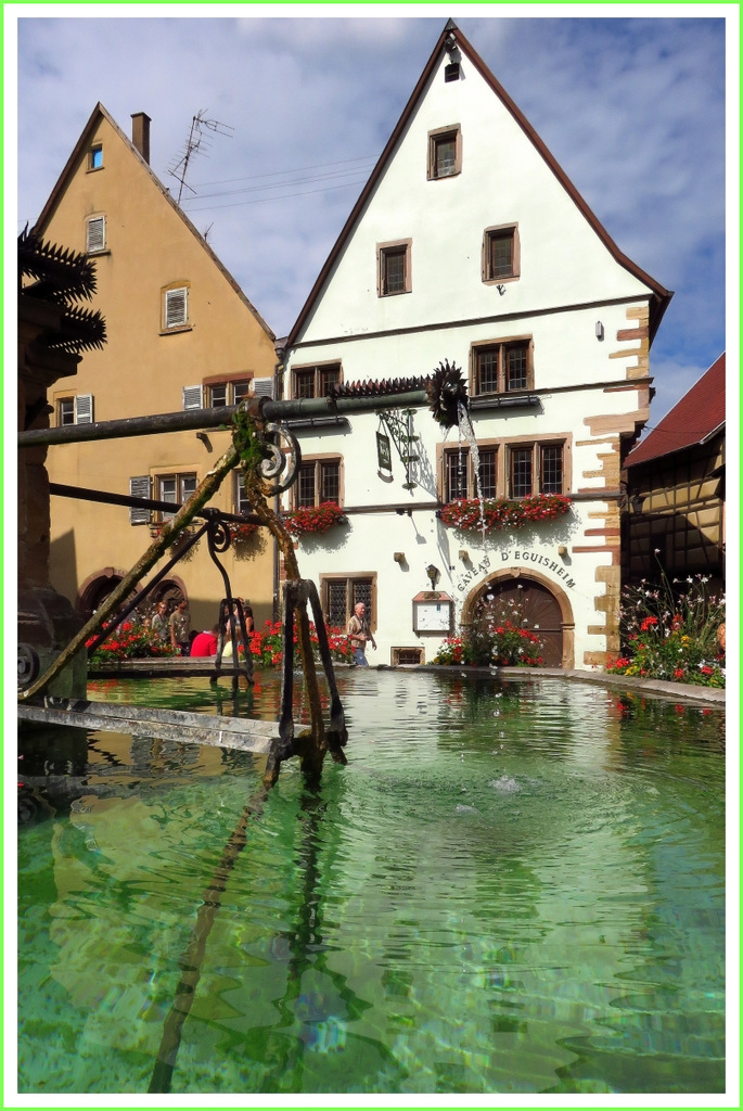 Eguisheim Place Centrale