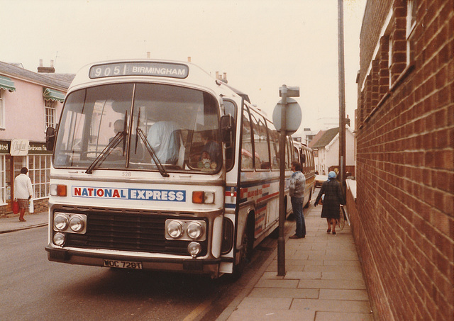Midland Red Express 528 (WOC 728T) at Bury St. Edmunds - 30 Mar 1985 Midland Red Express 528 (WOC 728T) at Bury St. Edmunds - 30 Mar 1985
