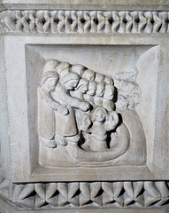 chilton foliat church, wilts c19 font by thomas meyrick 1850