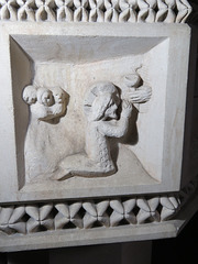 chilton foliat church, wilts c19 font by thomas meyrick 1850 (4)