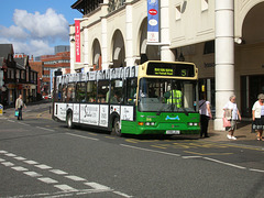 DSCN1068 Ipswich Buses 98 (X98 LBJ) - 4 Sep 2007