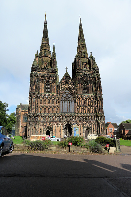 lichfield cathedral, staffs