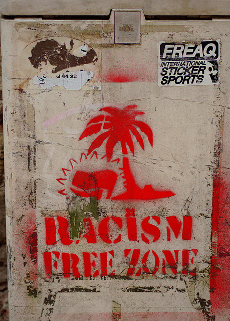 ... FREE ZONE ...