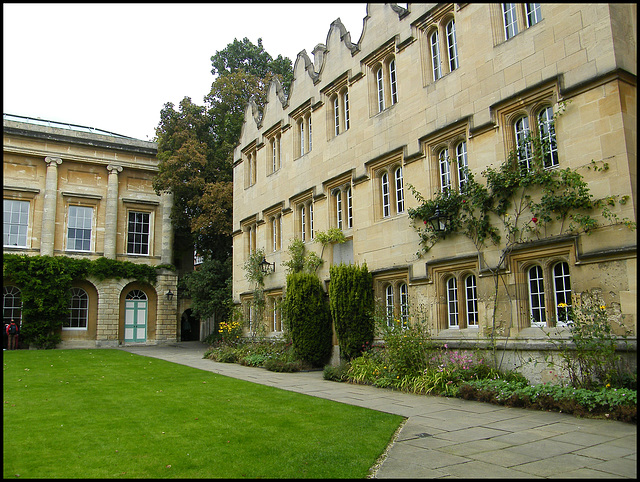 path through Back Quad