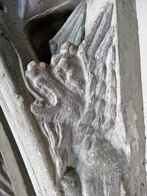sible hedingham church, essex (22)winged lion spewing foliage on cenotaph of condottiere sir john hawkwood +1394
