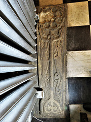 sandiacre church, derbs; late c12 cross slab tomb with dragons