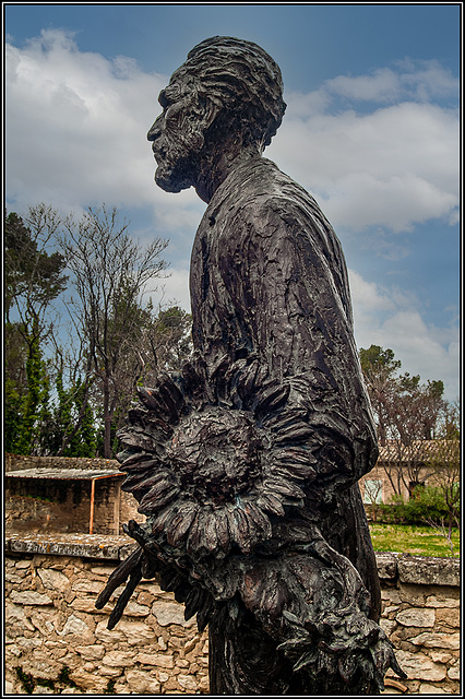 Vincent mit Sonnenblumen