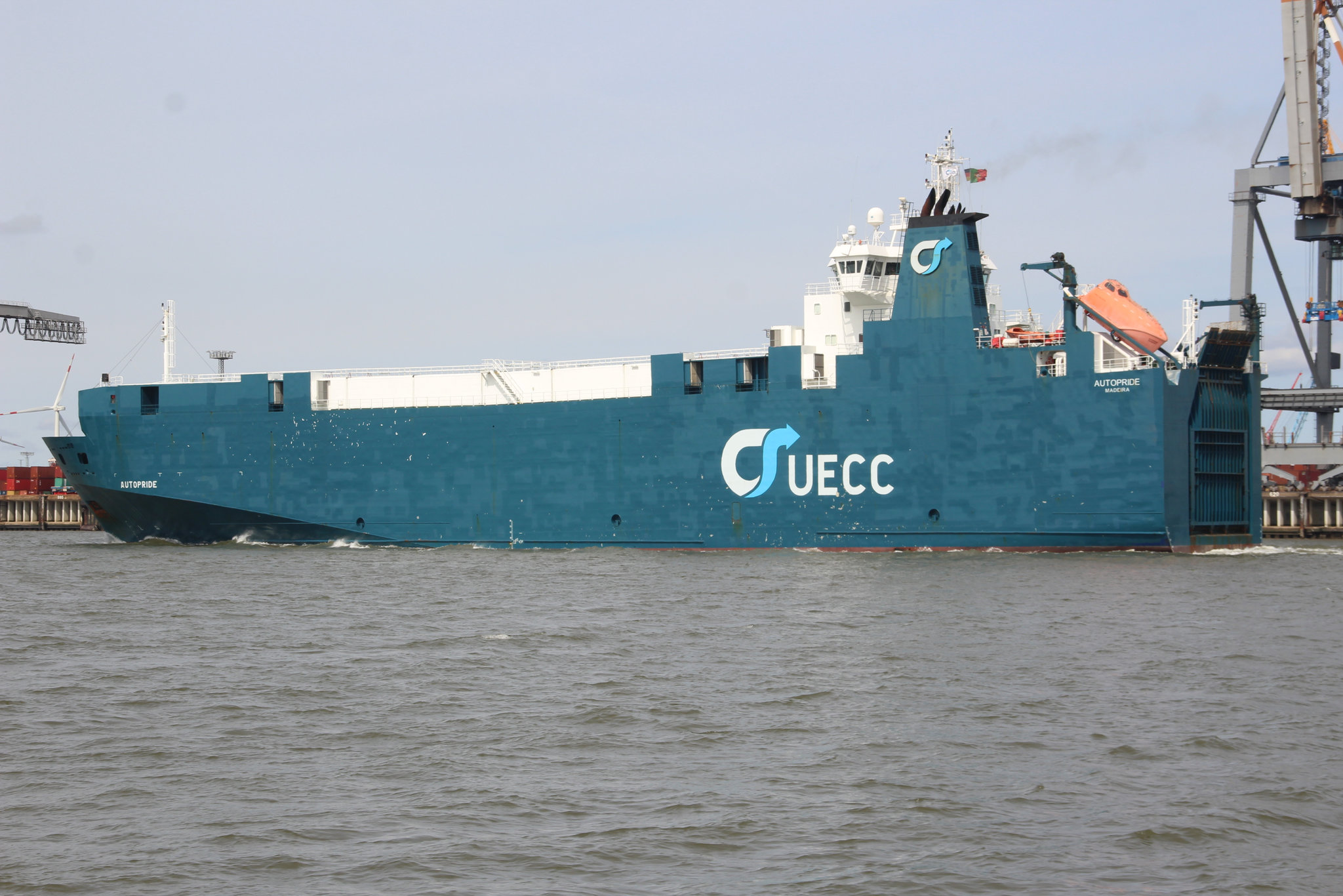 AUTOPRIDE auslaufend Bremerhaven