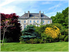 Au parc Botanique de Haute Bretagne (35): Le château de la Foltière (35)