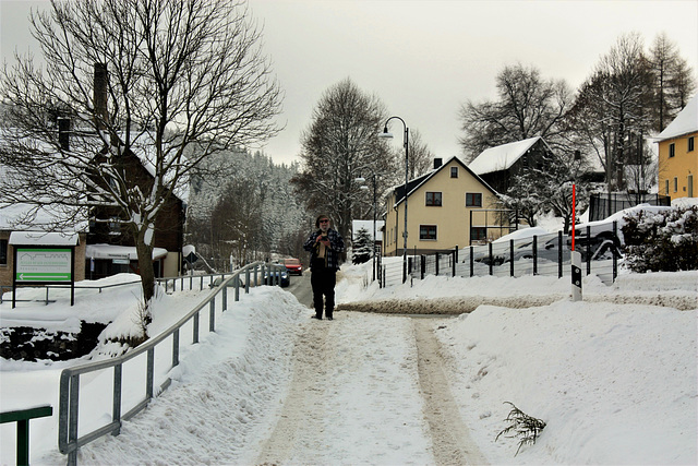 photographing in the snow  HFF!