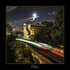 Night train in Thissio ...