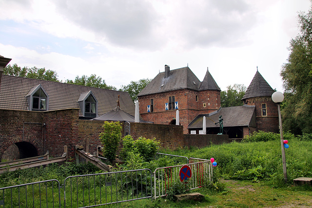 Burg Vondern (Oberhausen-Osterfeld) / 21.05.2022