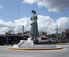 La Reine du rond-point / Rounabout Reina