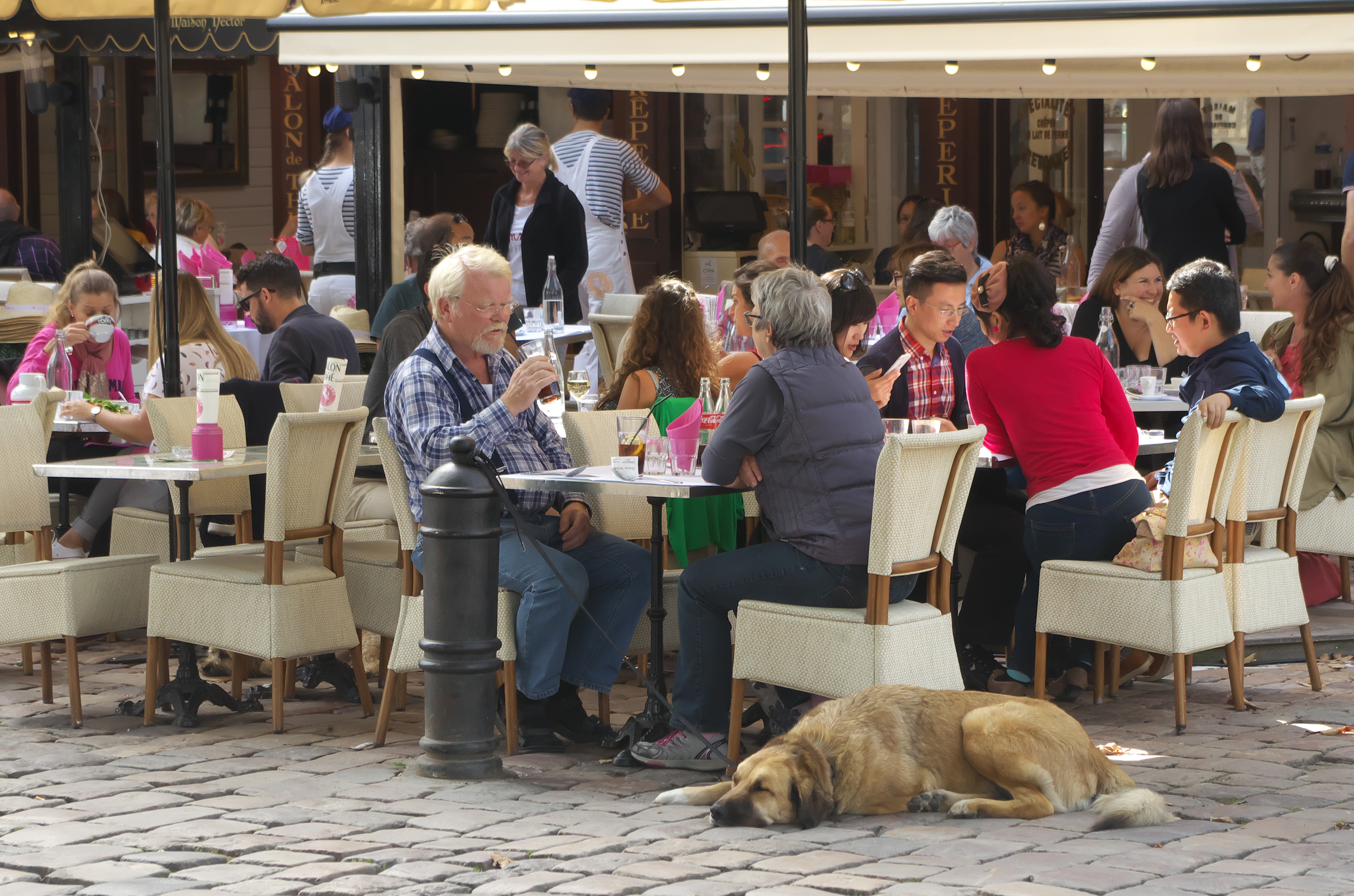 Al Fresco dining in St Malo