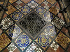 savernake church, wilts c19 minton tiles (1)