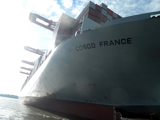 unter der COSCO FRANCE