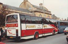 Pulham’s Coaches UDF 936 (F401 UAD) in Moreton-in-Marsh – 1 Jun 1993 (195-20)