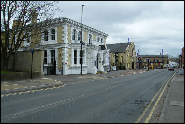 Sandford House Inn