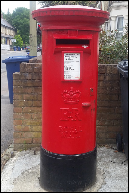 Botley Road pillar box