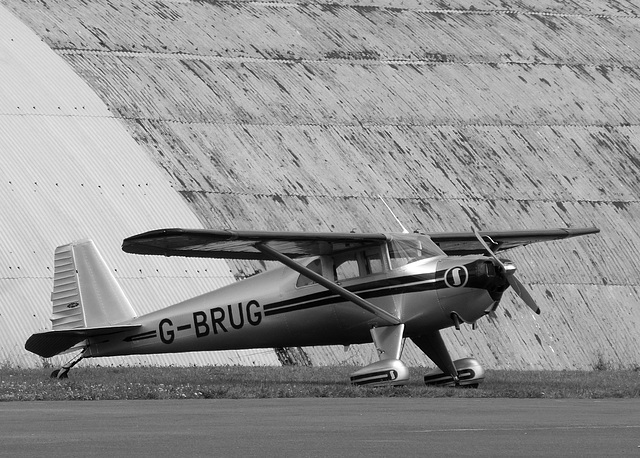 G-BRUG at Solent Airport (3M) - 30 July 2016