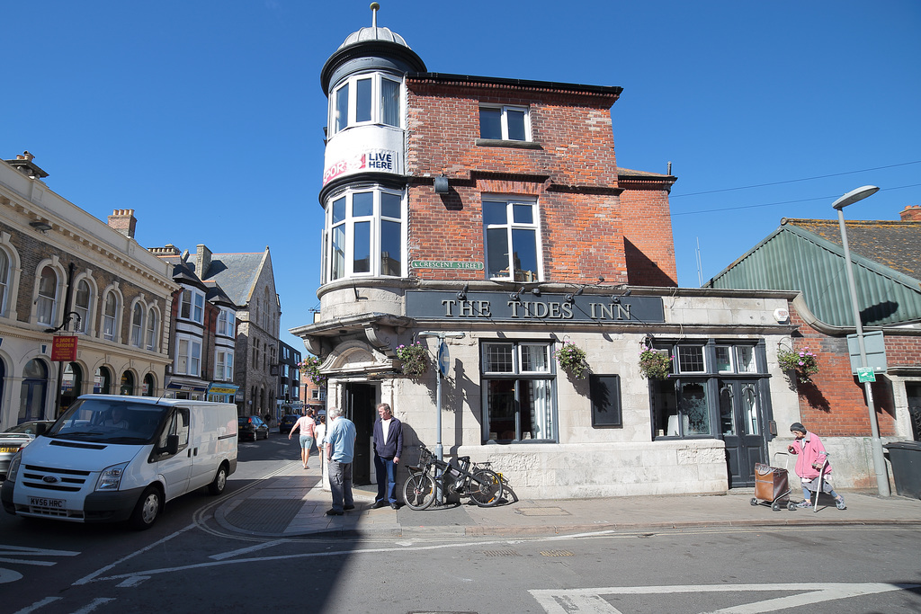 The Tides Inn