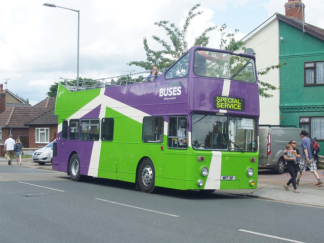 DSCF4338 Ipswich Buses 9 (MRT 9P) - 25 Jun 2016
