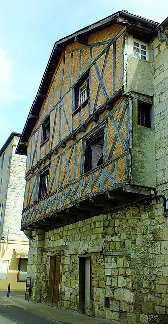 Maison à St Foy la Grande