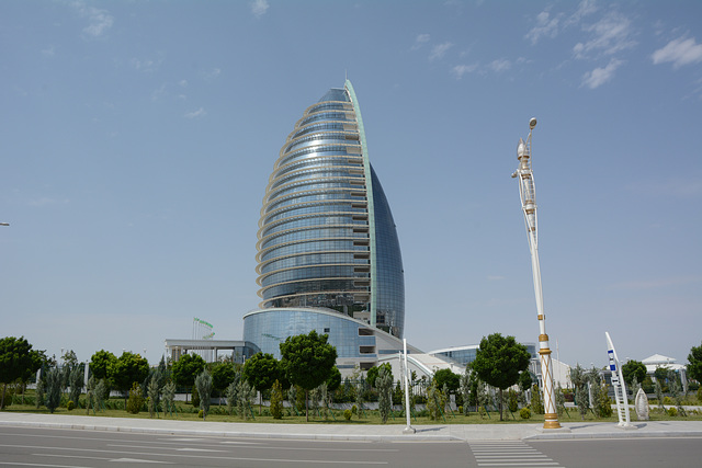 Ashgabat, Hotel Yyldyz