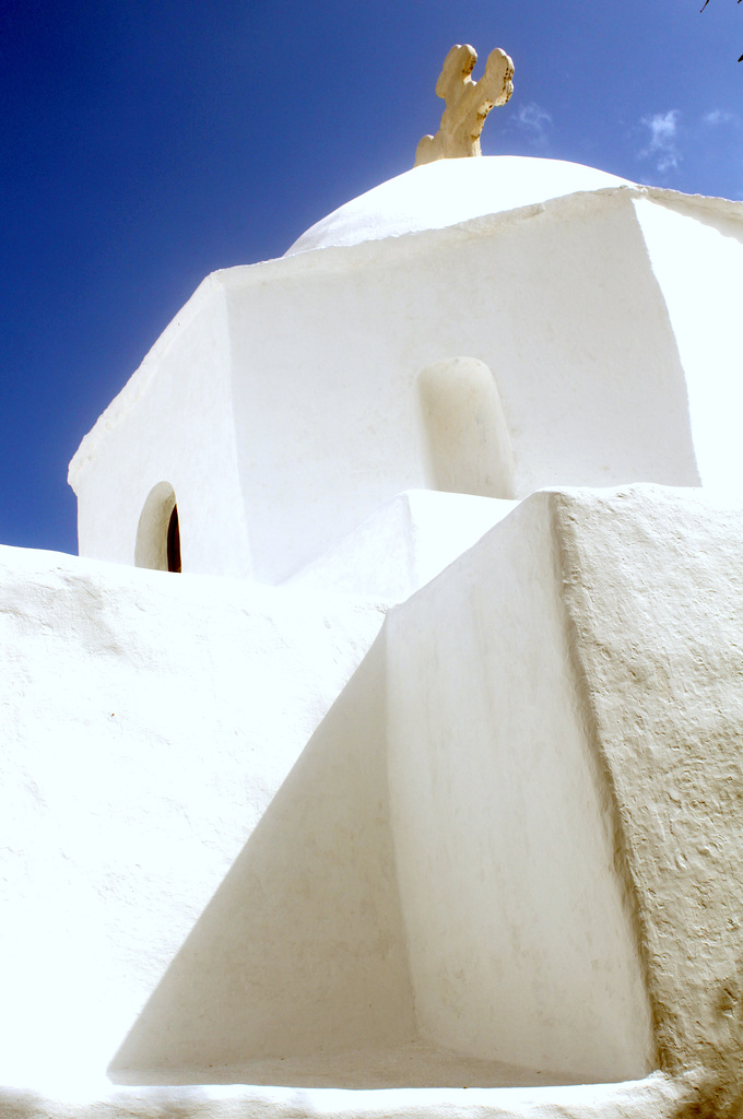 White on Blue 2: Naxos