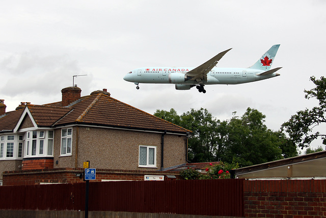 Heathrow Landings