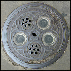 Broad Street coalhole cover