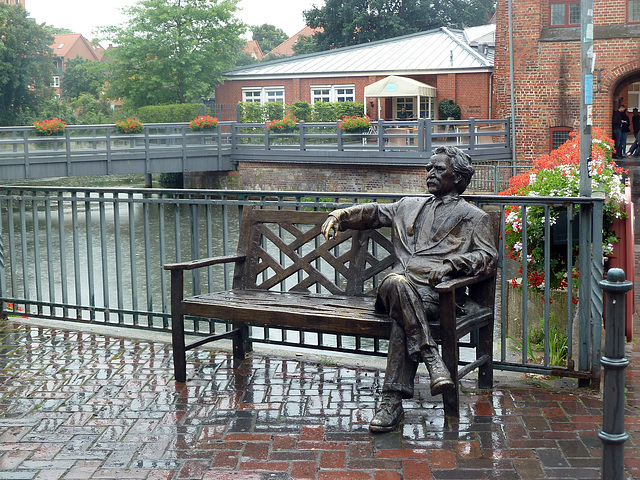 In Lüneburg scheint der Regen tatsächlich schön zu machen