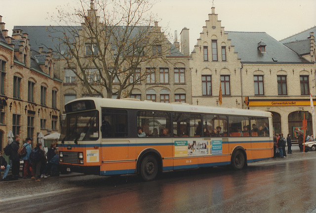 De Lijn 2036 (1868 P) at Poperinge – 25 Apr 1997 De Lijn 2036 (1868 P) at Poperinge – 25 Apr 1997