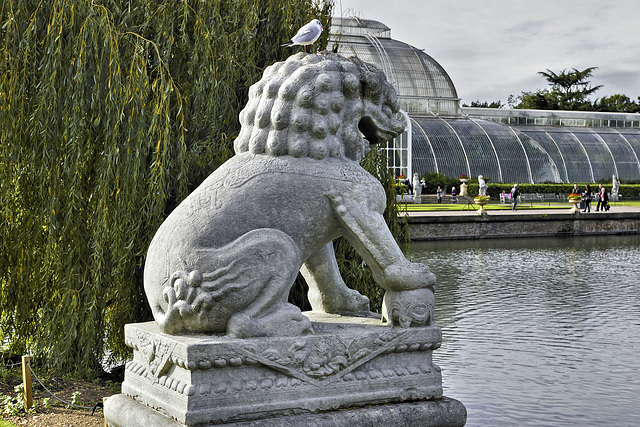 Lèse-majesté – Kew Gardens, Richmond upon Thames, London, England