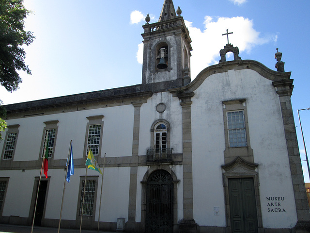 Lusíada University and Sacred Art Museum.