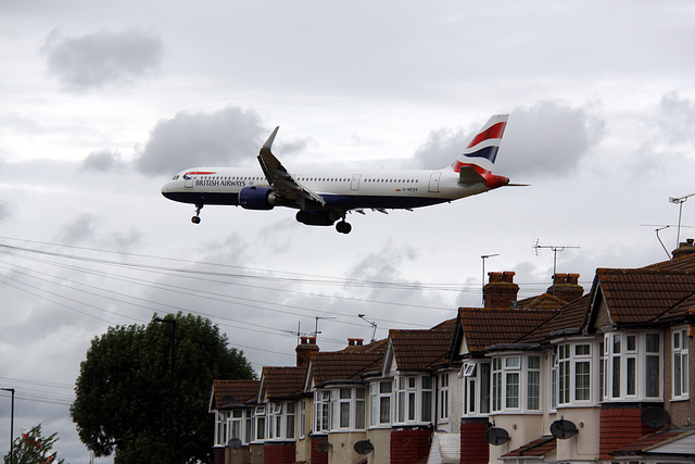 Heathrow Landings