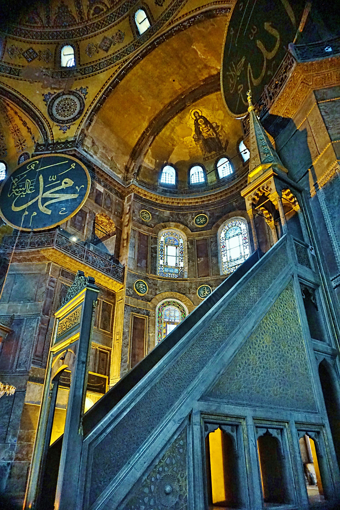 Hagia Sophia - christliche und islamische Elemente vereint - Christian and Islamic Elements Combined