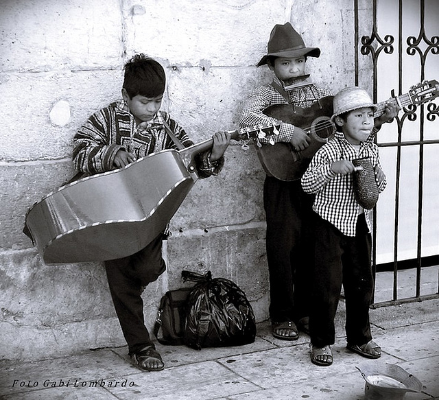 little mexican musicians