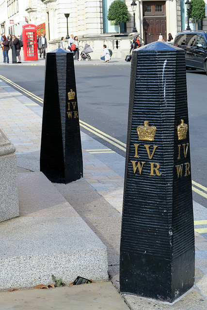 William IV Bollards