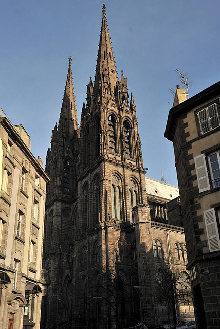 Les tours de la cathédrale de Clermont-Ferrand