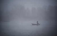 Fischer im Nebel