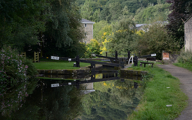 Lock 14 ~ Mossley