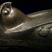 Cercueil d'argent avec tête de faucon de Sheshonq II .