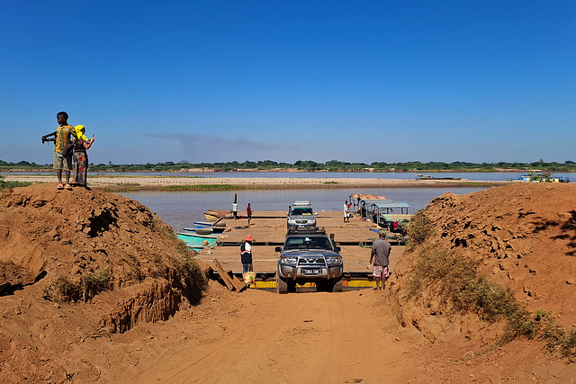 Madagascar, Ferry Port Bac Belo Sur on the Tsiribihina River