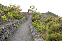 Zugang zum Kraterrand des Vulkan San Antonio. ©UdoSm