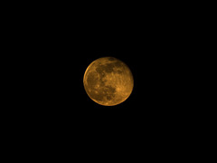 Blood orange, sorry... Red Moon at hours 22:04:38