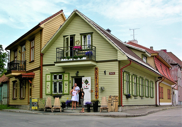 Holzhäuser in Pärnu