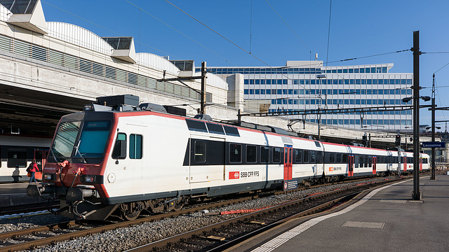 221208 Lausanne RBDe560